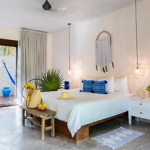Hotel Lula Tulum, A Small Luxury, Tulum Pueblo